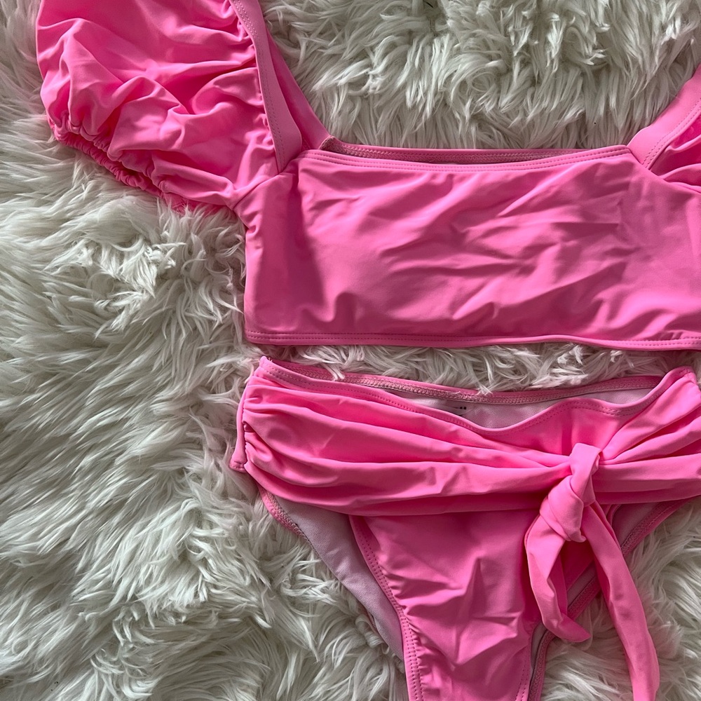 Pink Puff Sleeve Bikini Set - Picture 2 of 3